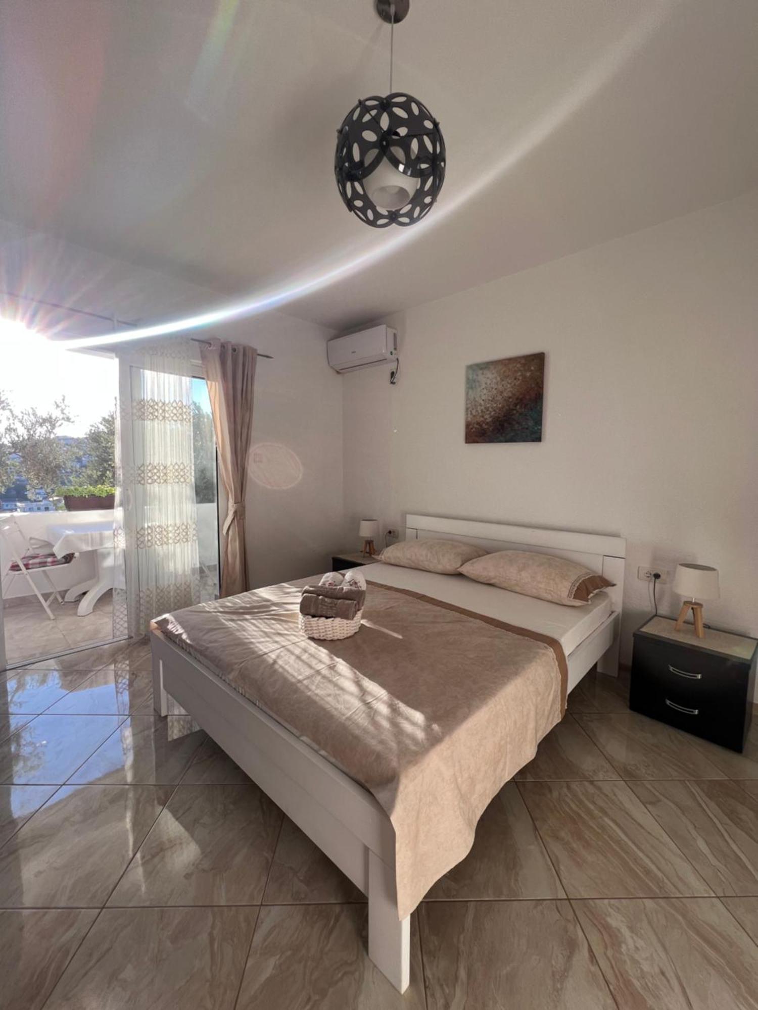 Suka Apartments Ulcinj Exterior photo